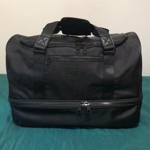 Calpak Stevyn Duffle Bag, Black NWOT